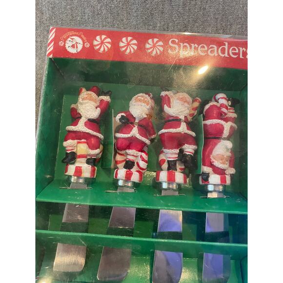 NWT Vtg. 2003 Boston Warehouse Peppermint Parade Santa Spreaders Set of 4 - Picture 2 of 3